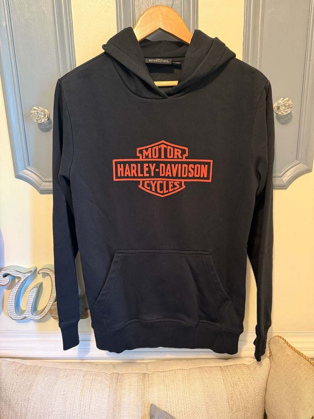 Harley-Davidson Genuine Motor  Black Pullover with Orange Bar & Shield Size S